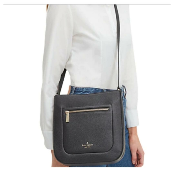 SOLD-Kate Spade Leila Top Zip Crossbody Black - Picture 6 of 12